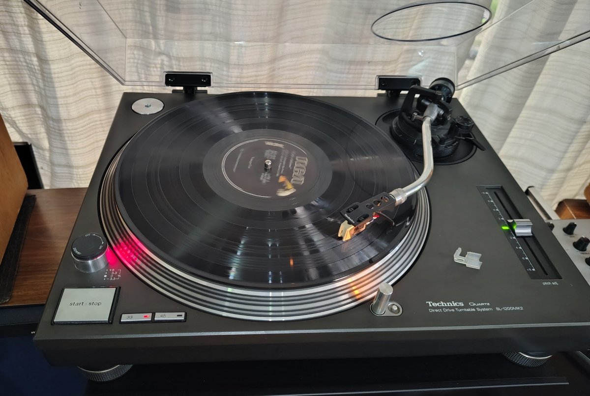 technics-sl1200mk2
